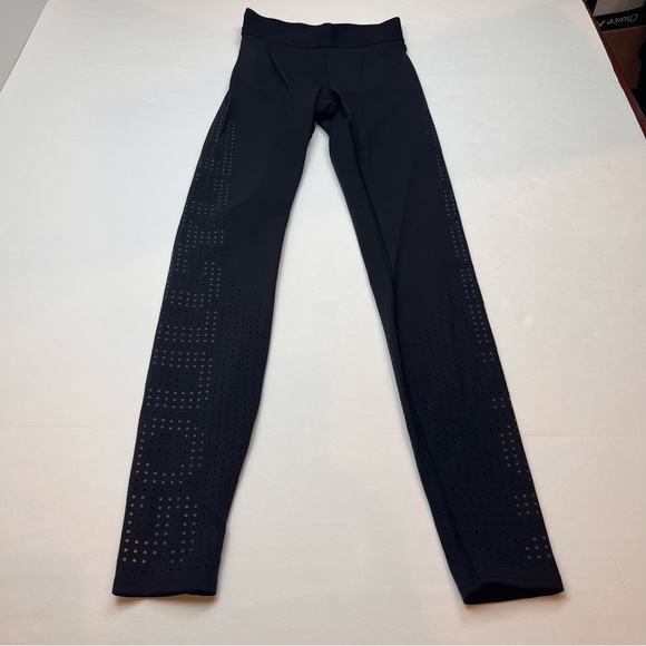 Lululemon X SoulCycle Women SZ 2 Full-On Black Ride Reflect‎ Tight 28" Laser-Cut - Picture 1 of 11